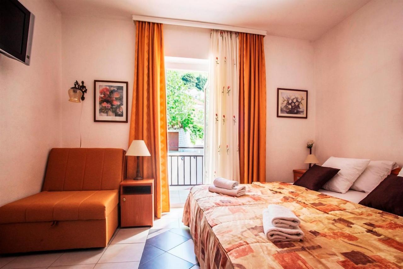 Apartments Maxhit Тиват Экстерьер фото