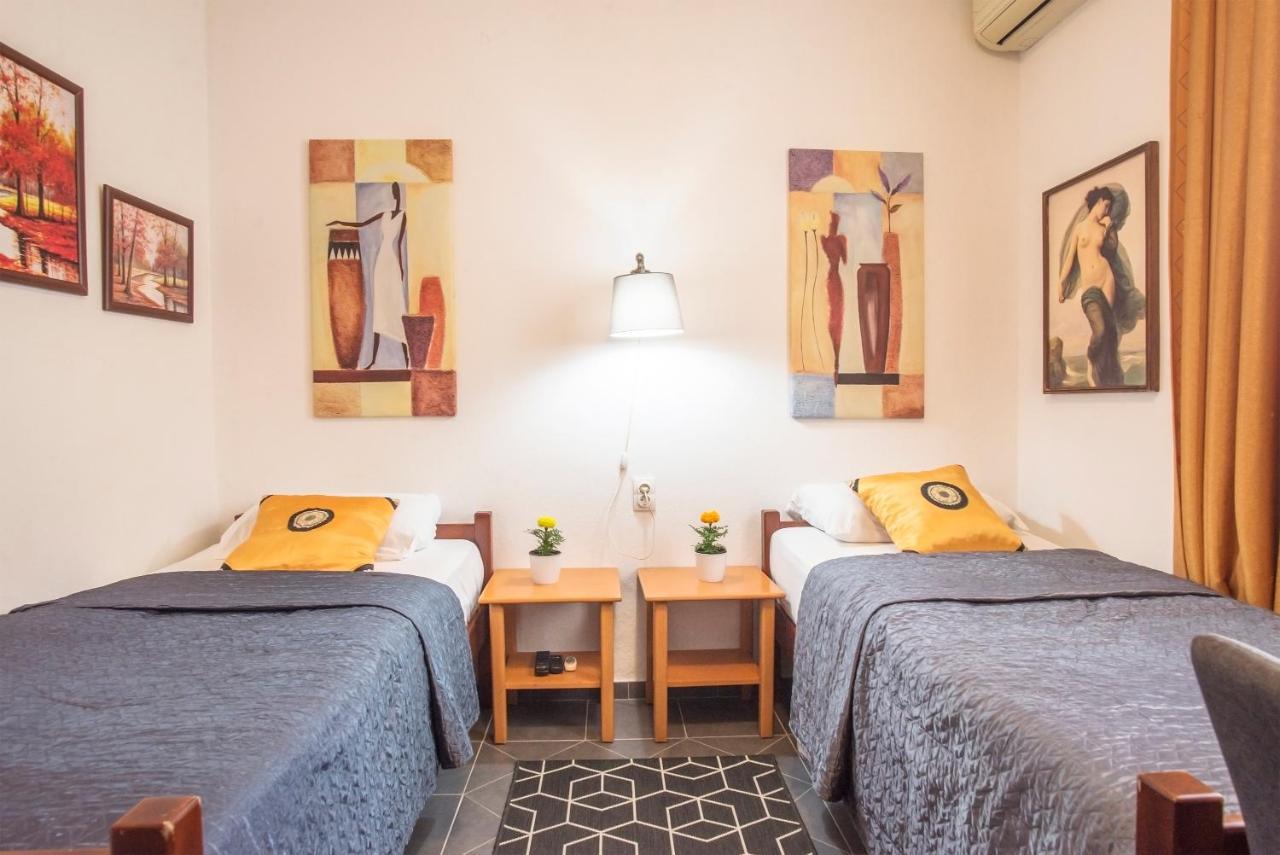 Apartments Maxhit Тиват Экстерьер фото