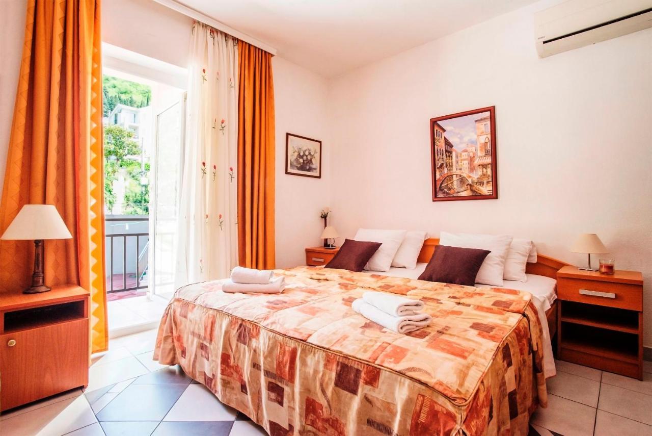 Apartments Maxhit Тиват Экстерьер фото