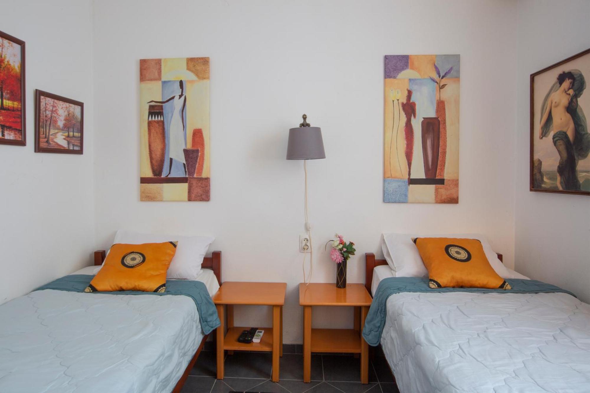 Apartments Maxhit Тиват Экстерьер фото